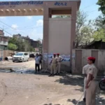 नोएडा में मजदूरों का उग्र प्रदर्शन, 8 घंटे की शिफ्ट और 20 हजार वेतन की मांग; हिंसा के बाद हालात तनावपूर्ण