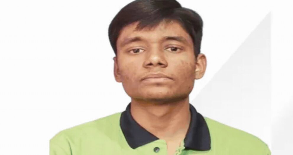 Bihar JEE topper Shubham Kumar