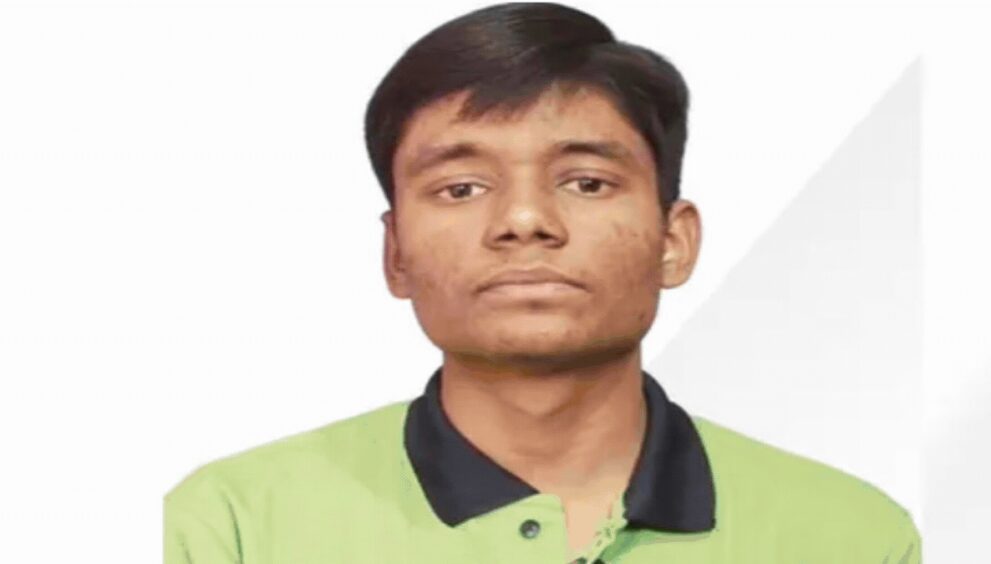Bihar JEE topper Shubham Kumar