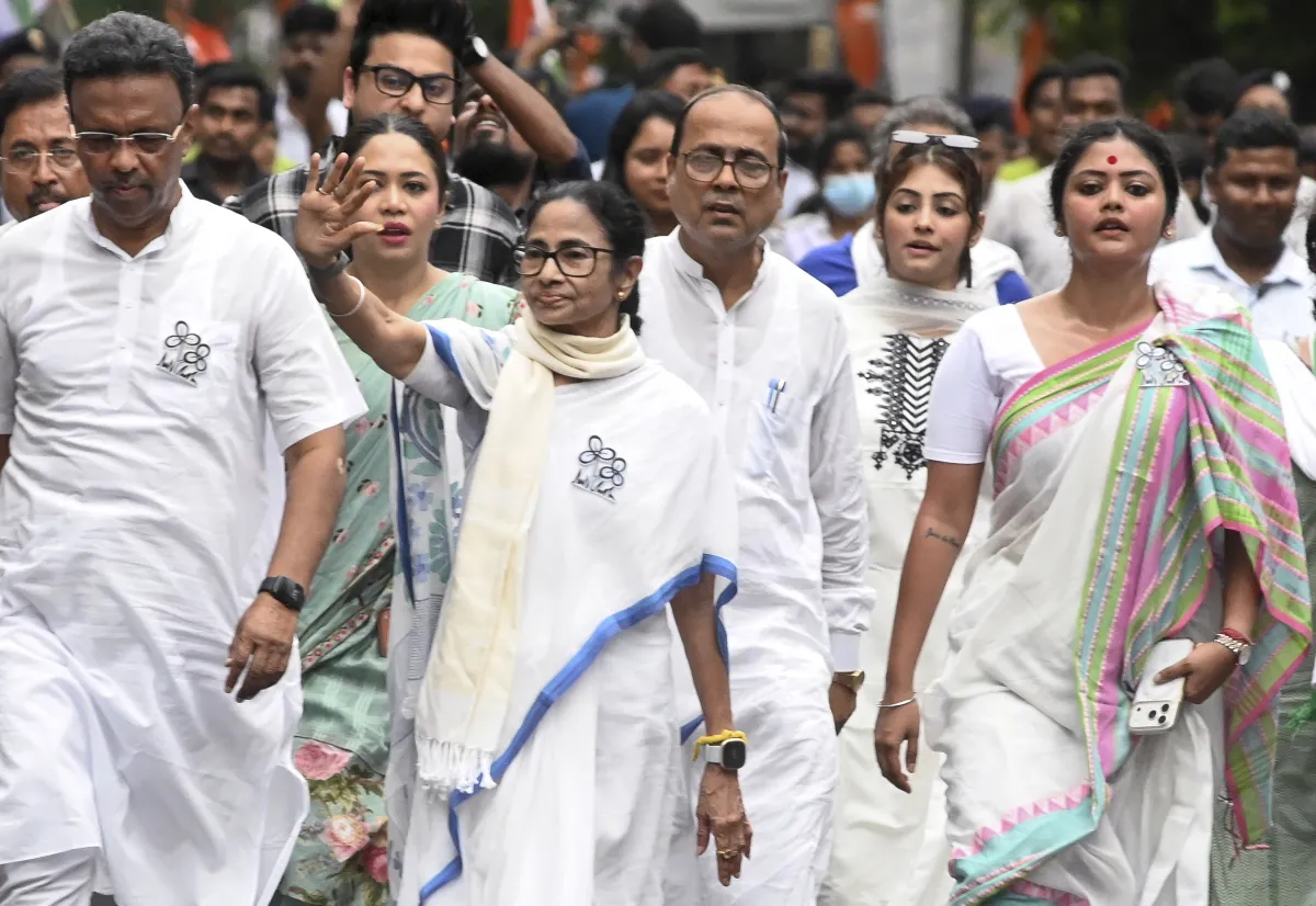 West Bengal Election: ममता बनर्जी ने केंद्रीय बलों पर गंभीर आरोप, निष्पक्ष मतदान पर उठाए सवाल