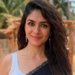 RCB vs DC IPL 2026: टॉस जीतकर दिल्ली ने चुनी गेंदबाजी, चिन्नास्वामी में रोमांचक मुकाबला