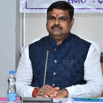 फीस बढ़ोतरी पर शिकंजा, निजी स्कूलों के किताब कारोबार पर भी कड़ा प्रहार