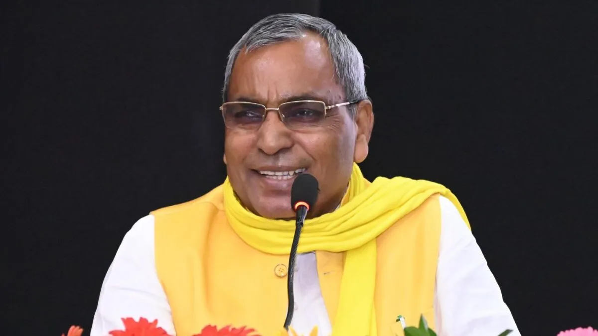 ‘बंगाल का रिजल्ट आते ही 4 घंटे बेहोश बैठे थे अखिलेश’, ओमप्रकाश राजभर का तीखा हमला