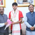 370 बिरयानी विवाद पर प्रणित मोरे की माफी के बाद कुणाल कामरा का तंज, सोशल मीडिया पर फिर छिड़ी बहस