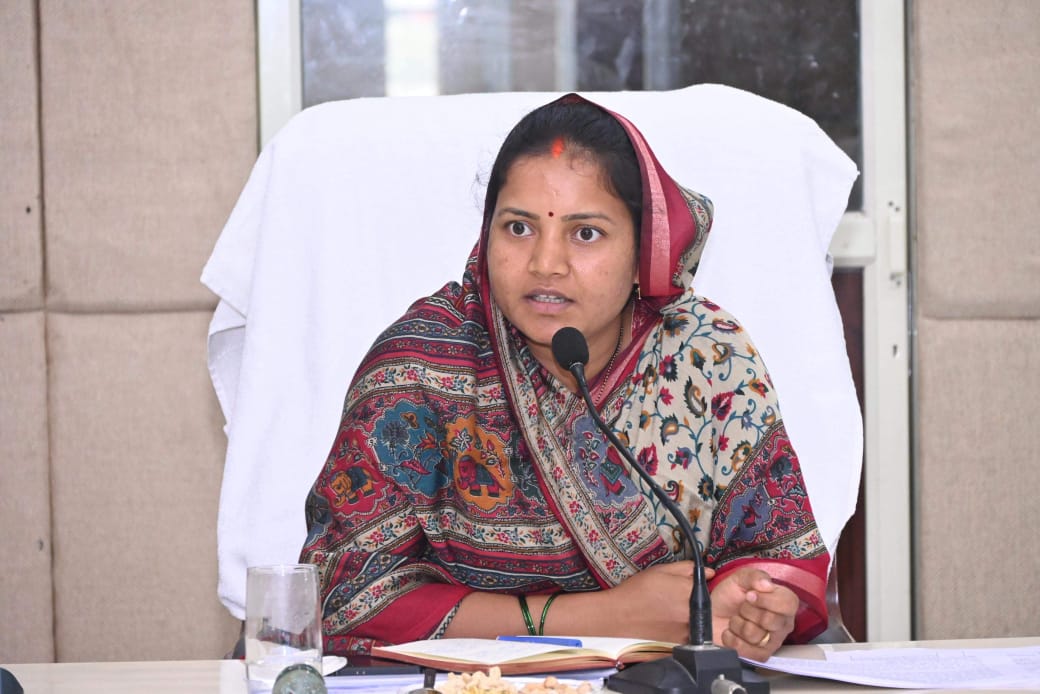 आंगनबाड़ी कार्यकर्ताओं को अब सीधे मिलेगी यूनिफॉर्म राशि, केंद्रीकृत साड़ी खरीदी व्यवस्था खत्म