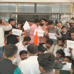 छत्तीसगढ़ के रायगढ़ में भीषण सड़क हादसा : दो वाहनों की टक्कर के बाद लगी आग, चालक की जिंदा जलकर दर्दनाक मौत