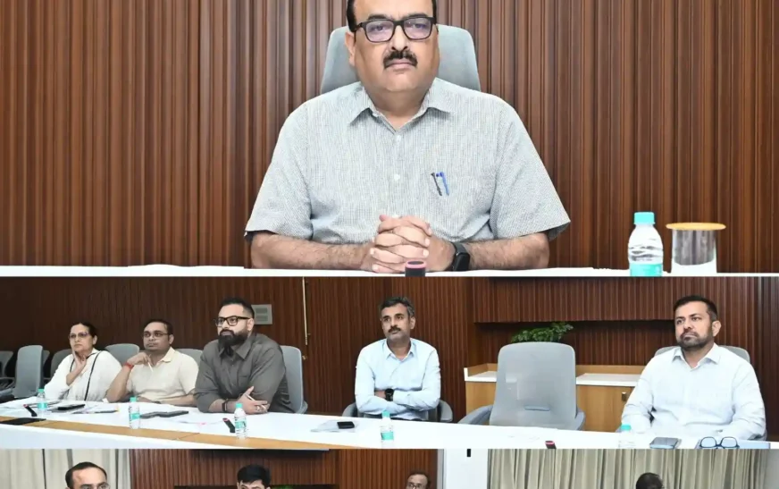 विशेष केंद्रीय सहायता योजना के कार्यों की मुख्य सचिव ने की समीक्षा, निर्माण कार्यों में तेजी लाने के निर्देश