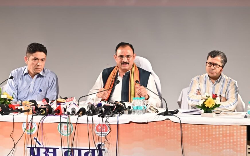 छत्तीसगढ़ में मलेरिया से 3 मौतें, स्वास्थ्य मंत्री बोले- एक भी जान न जाए, इसी दिशा में सरकार कर रही काम