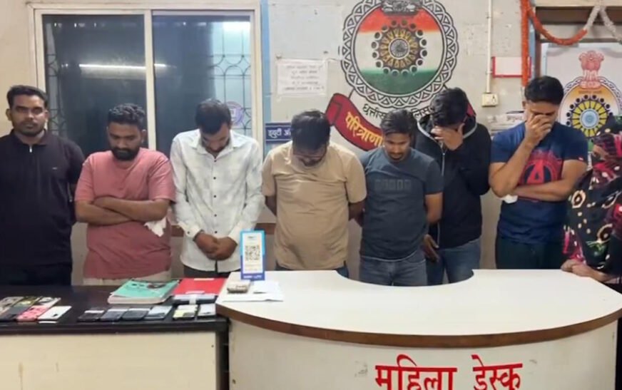भिलाई में स्पा सेंटर की आड़ में देह व्यापार का खुलासा, मैनेजर और महिला दलाल समेत 9 गिरफ्तार
