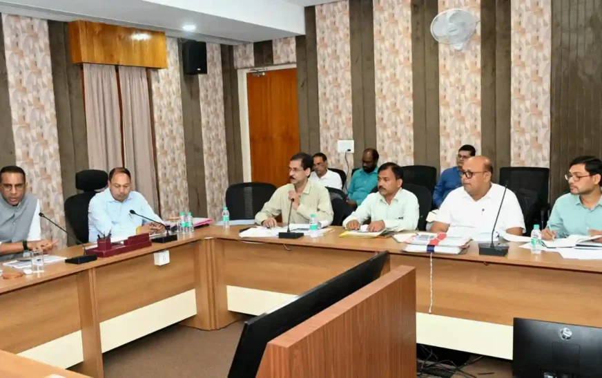 अक्टूबर में हर निर्माणाधीन स्थल पर दिखे काम, बरसात के बाद युद्धस्तर पर शुरू होगा निर्माण