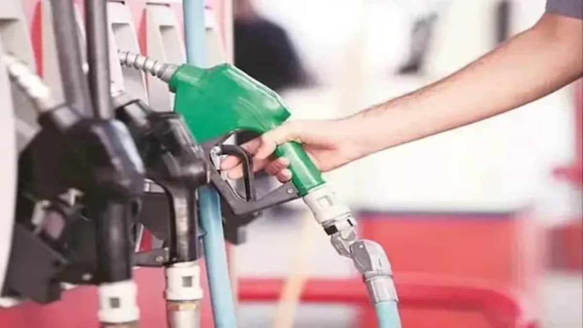 पेट्रोल-डीजल के रेट में फिर बढ़ोतरी: Nayara Energy ने बढ़ाए दाम, 7 हजार से ज्यादा पंपों पर लागू हुई नई कीमतें