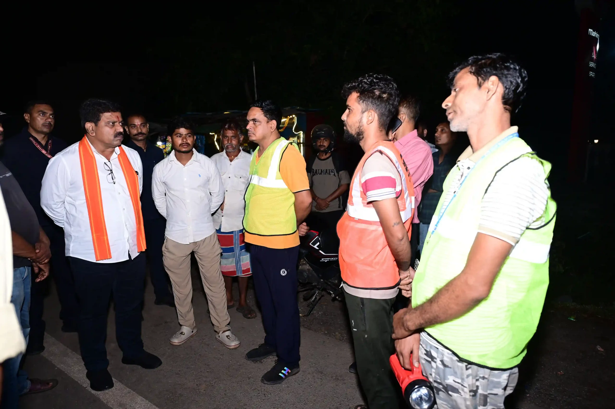 कवर्धा-बेमेतरा हाइवे पर गौवंश देख डिप्टी CM विजय शर्मा ने लगाई फटकार, मांगी पेट्रोलिंग और रेस्क्यू की रिपोर्ट